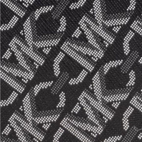 Michael Kors Empire Medium Chain Shoulder Bag - Picture 9 of 9